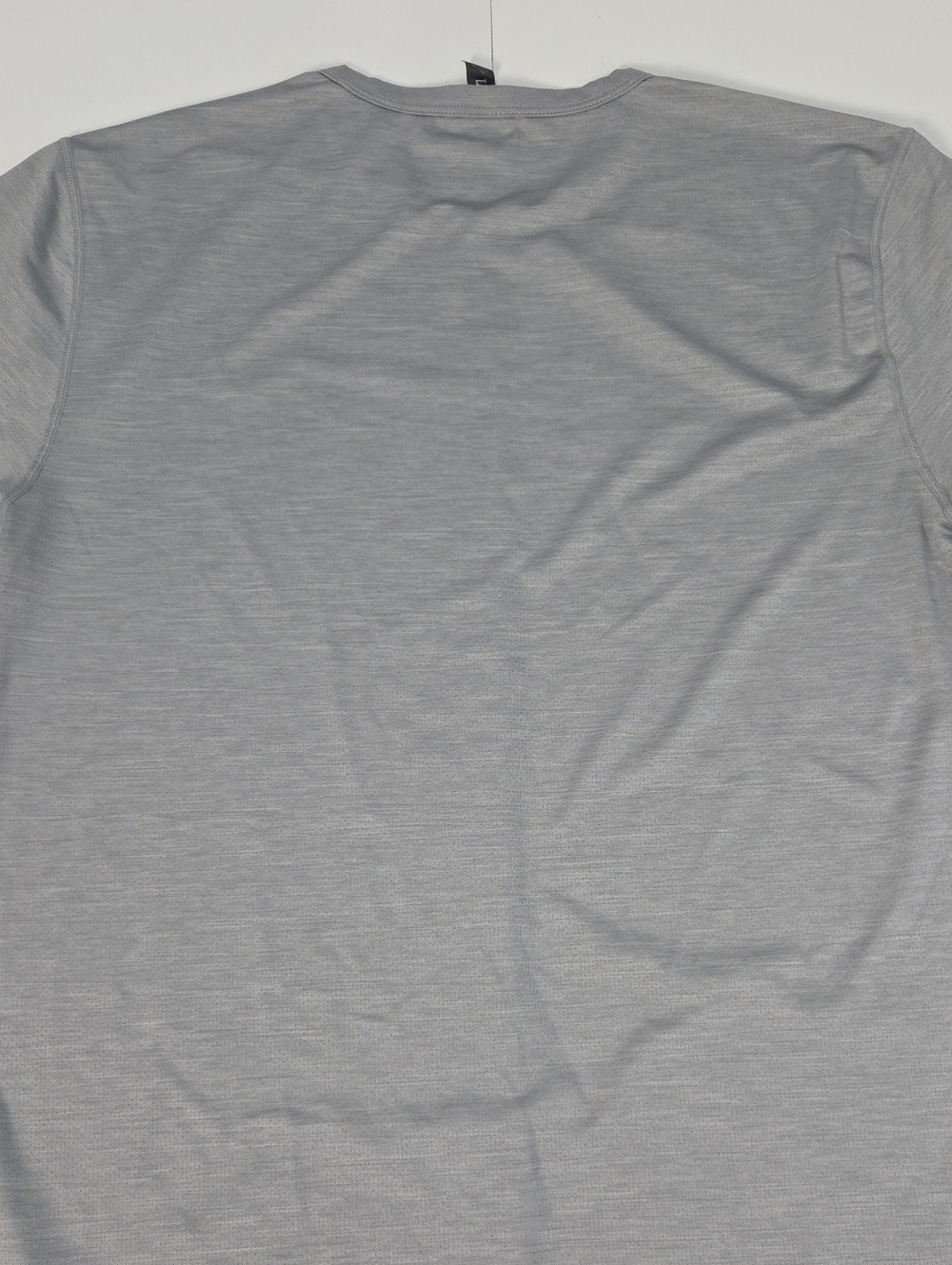 Vuori Zephyr Light Gray Short Sleeve Performance Crew V191 - Picture 11 of 15